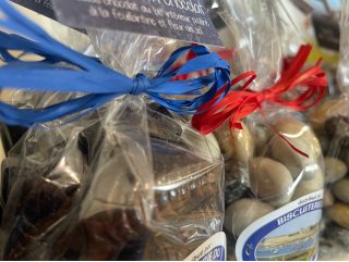 OEUFS - POISSONS EN CHOCOLAT